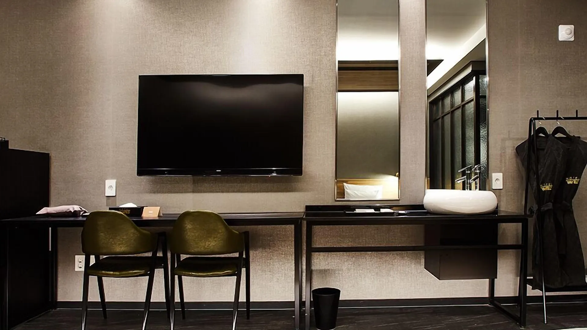 Hotel Wanted Incheon