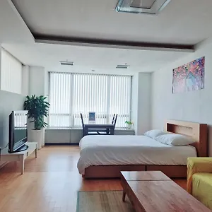Appartement Cozy - Experience Like Comfort