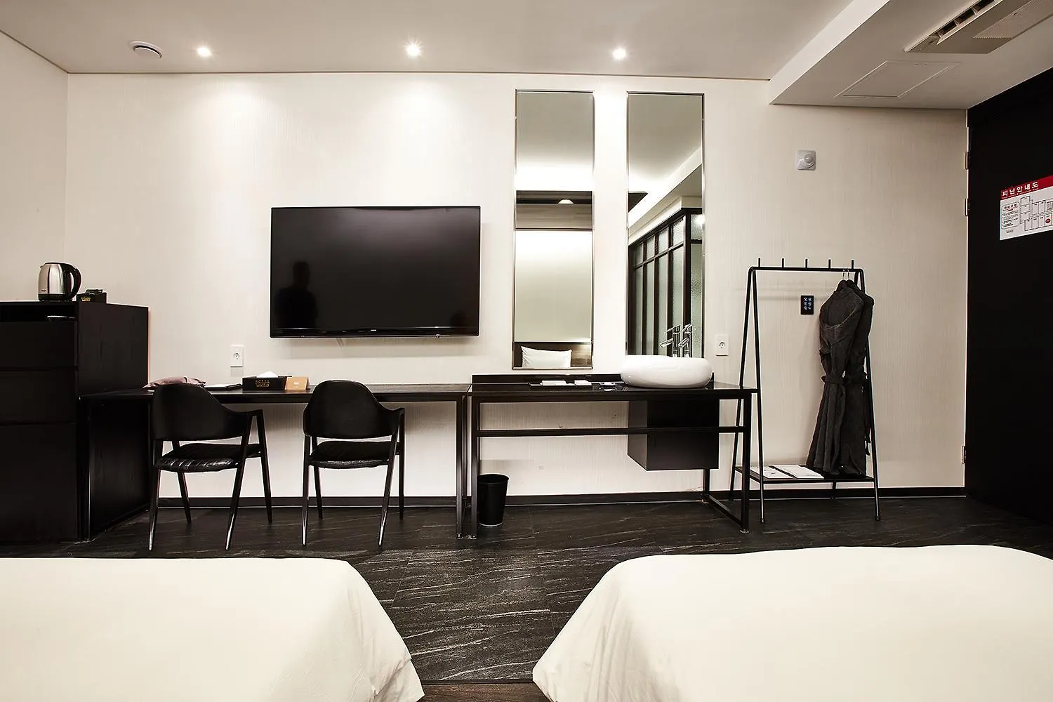 Hotel Wanted Incheon