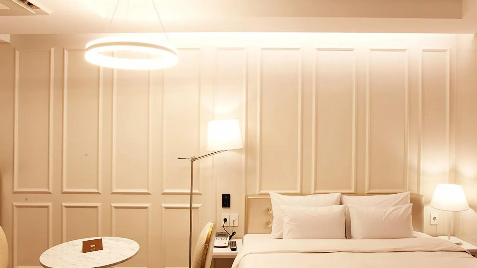 ***  Hotel Wanted Incheon Korsel