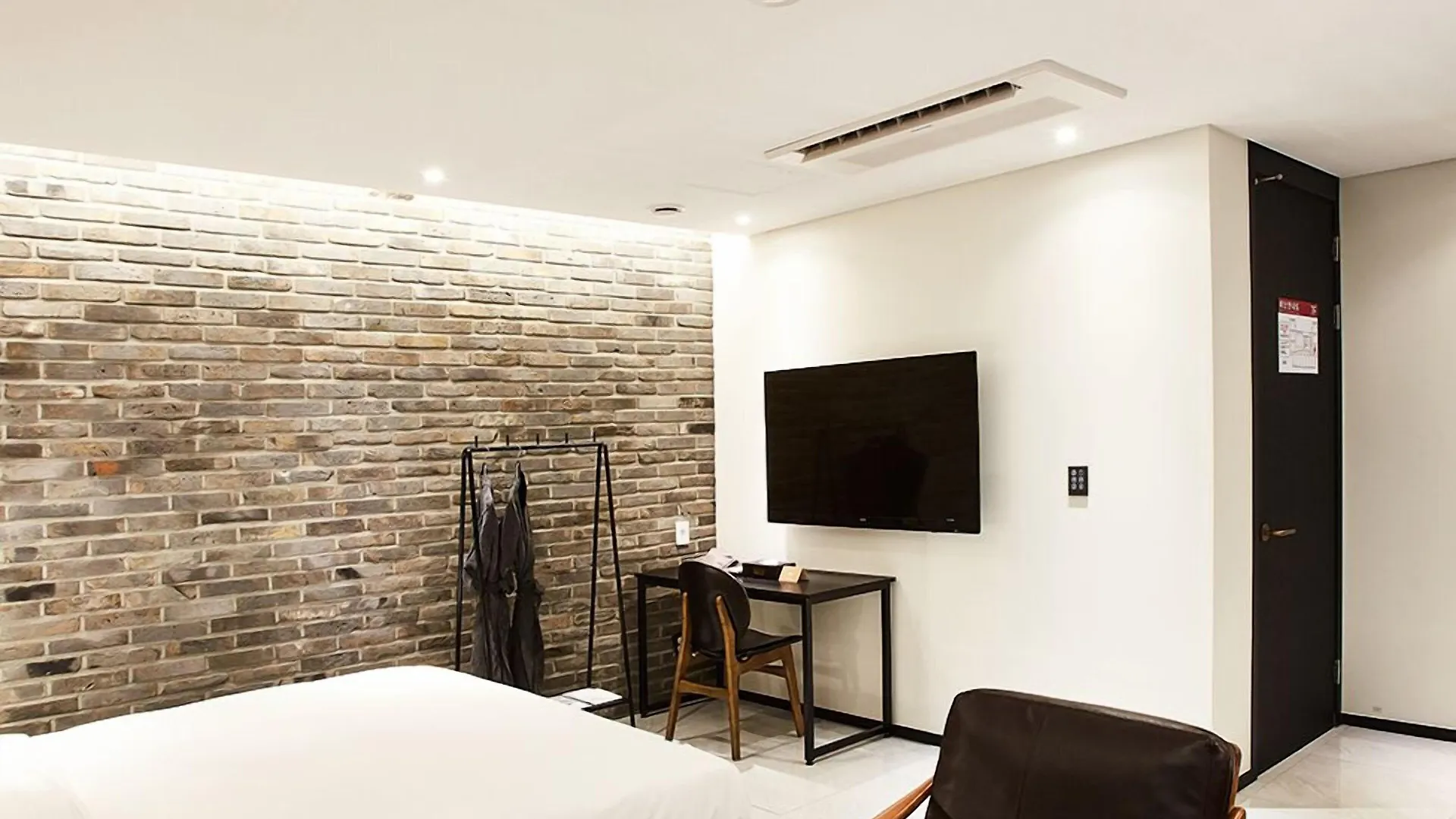 Hotel Wanted Incheon